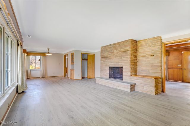 13690 W 130th Street, Strongsville, OH 44136