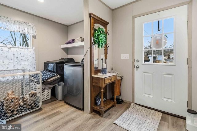 254 WALNUT ST, Bainbridge, PA 17502