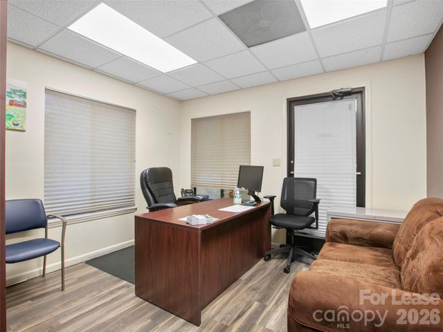 1998 Hendersonville Road 45, Asheville, NC 28803