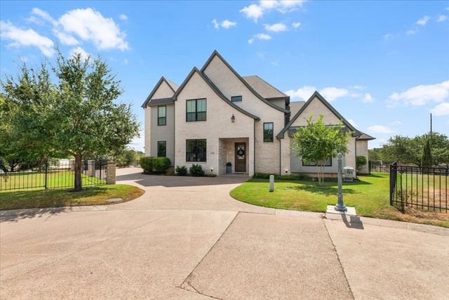 4305 Shale Bluff Court, Granbury, TX 76048