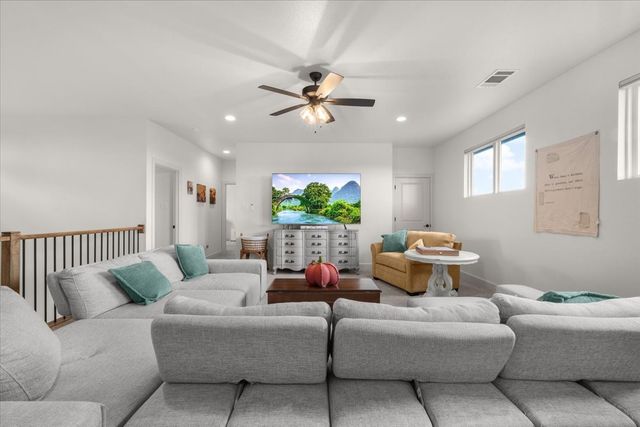 4305 Shale Bluff Court, Granbury, TX 76048