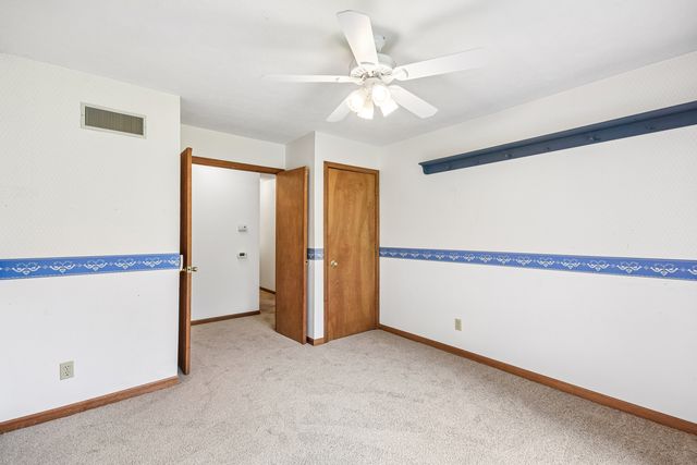 204 Carriage Drive, Morris, IL 60450