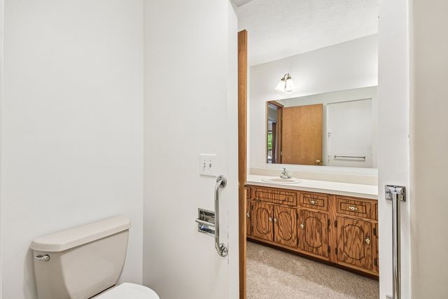 204 Carriage Drive, Morris, IL 60450