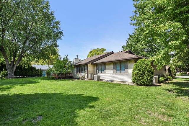 204 Carriage Drive, Morris, IL 60450