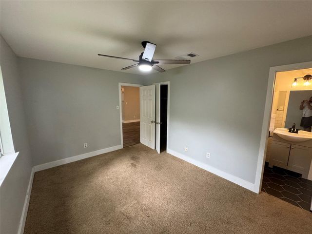 11910 Sunhillow BND, Austin, TX 78758