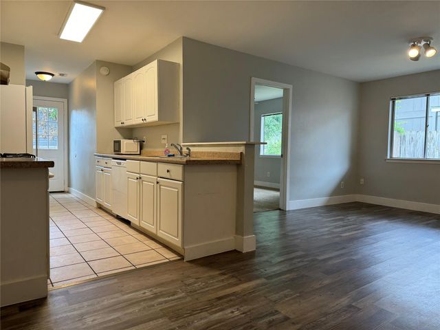 11910 Sunhillow BND, Austin, TX 78758
