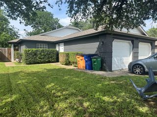 11910 Sunhillow BND, Austin, TX 78758