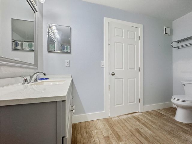 4744 WALDEN CIRCLE 17, Orlando, FL 32811