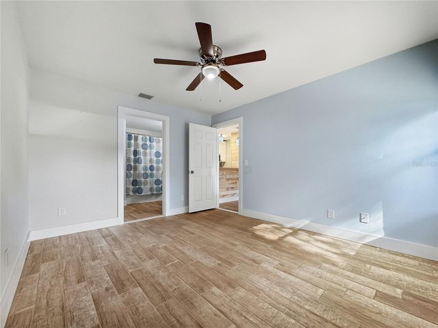 4744 WALDEN CIRCLE 17, Orlando, FL 32811