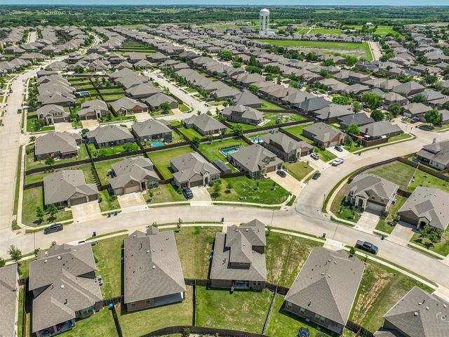3106 Maverick Drive, Forney, TX 75126