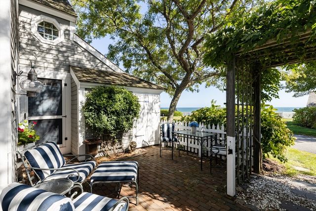 21 Milestone Way 620, Mashpee, MA 02649