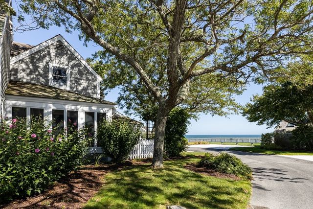 21 Milestone Way 620, Mashpee, MA 02649