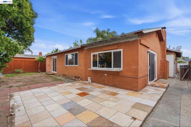 2705 Adobe Ct, Antioch, CA 94509
