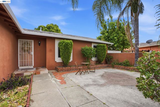 2705 Adobe Ct, Antioch, CA 94509