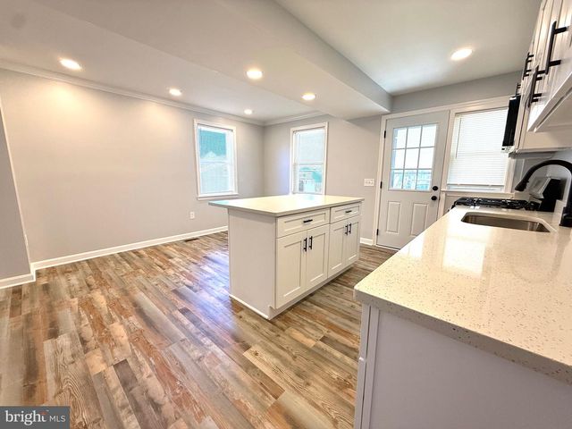 7514 LAWRENCE RD, Dundalk, MD 21222