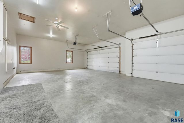 46746 265th St Street, Sioux Falls, SD 57107