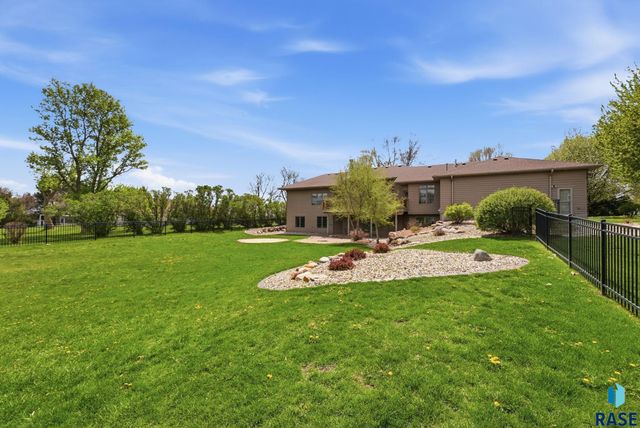 46746 265th St Street, Sioux Falls, SD 57107