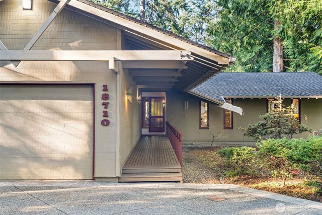 18710 88th Avenue W, Edmonds, WA 98026