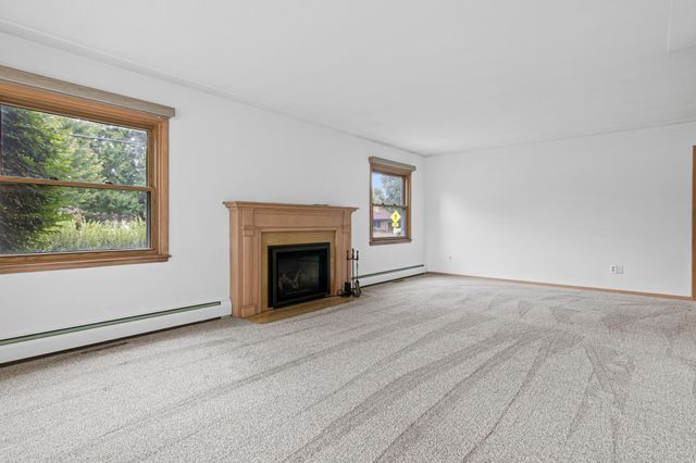 1912 Simpson Street, Falcon Heights, MN 55113