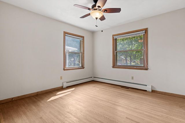 1912 Simpson Street, Falcon Heights, MN 55113