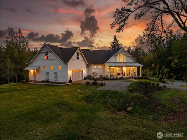 311 Cornwall Road NW, Lakebay, WA 98349