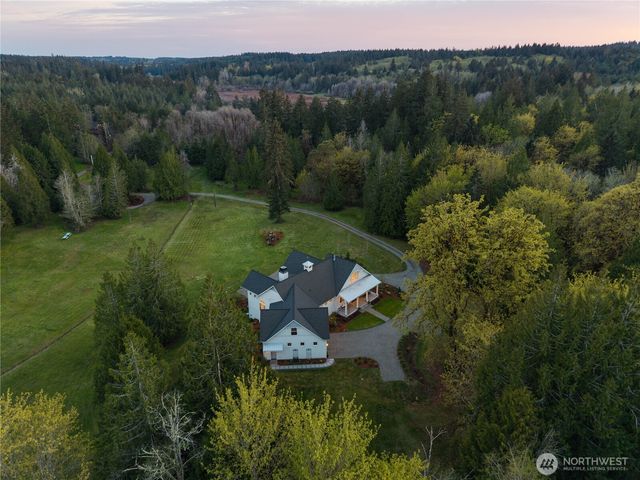 311 Cornwall Road NW, Lakebay, WA 98349