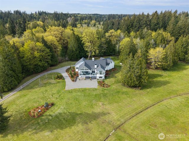 311 Cornwall Road NW, Lakebay, WA 98349