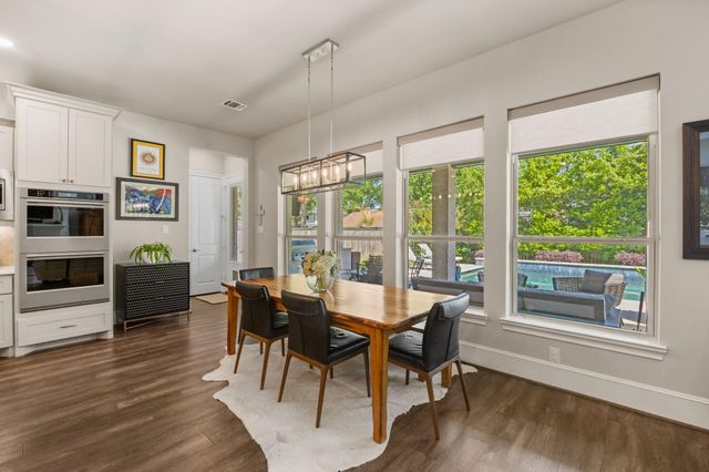 10214 Barwood Drive, Houston, TX 77043