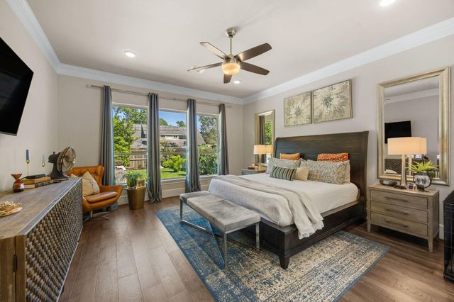 10214 Barwood Drive, Houston, TX 77043