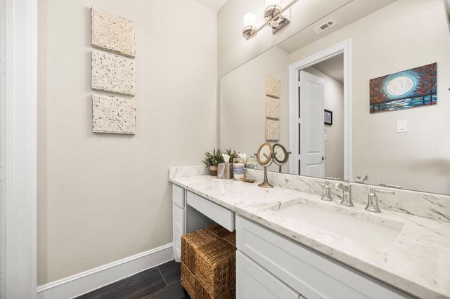 10214 Barwood Drive, Houston, TX 77043