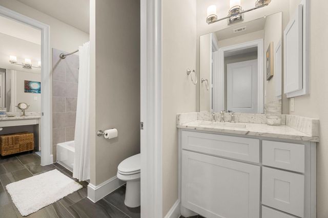 10214 Barwood Drive, Houston, TX 77043