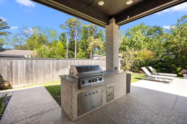 10214 Barwood Drive, Houston, TX 77043