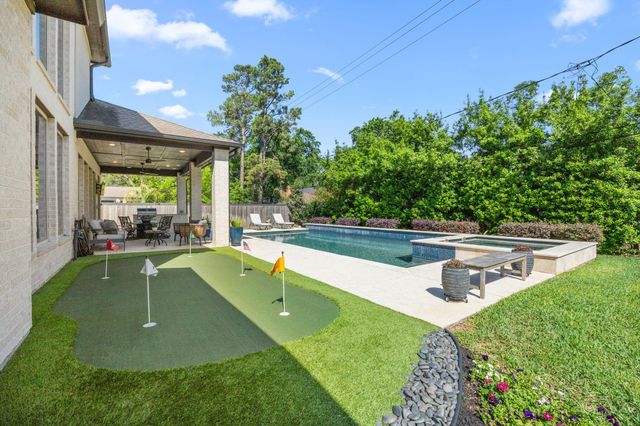 10214 Barwood Drive, Houston, TX 77043