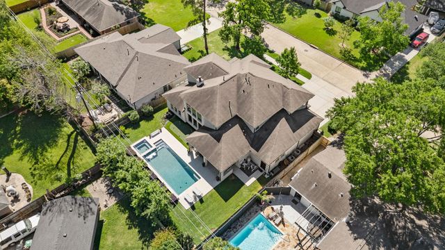 10214 Barwood Drive, Houston, TX 77043