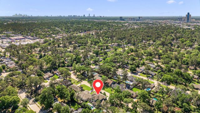 10214 Barwood Drive, Houston, TX 77043