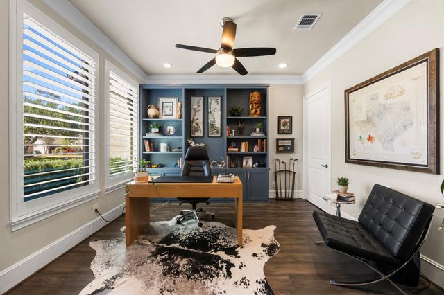 10214 Barwood Drive, Houston, TX 77043