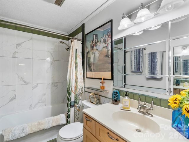 127 Riverview Drive 8 & 8B, Asheville, NC 28806