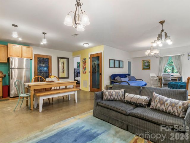 127 Riverview Drive 8 & 8B, Asheville, NC 28806