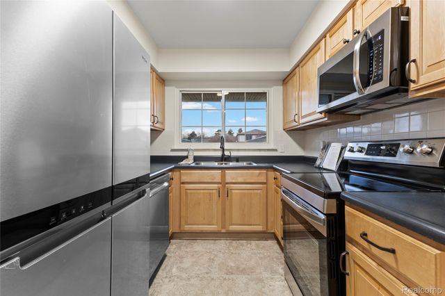 2960 Roundtree Boulevard 59, Ypsilanti Charter Township, MI 48197