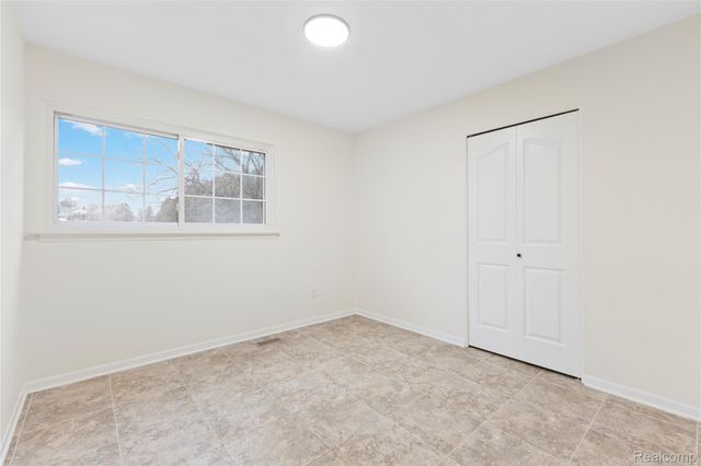 2960 Roundtree Boulevard 59, Ypsilanti Charter Township, MI 48197