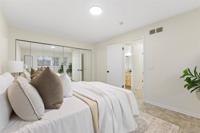 2960 Roundtree Boulevard 59, Ypsilanti Charter Township, MI 48197