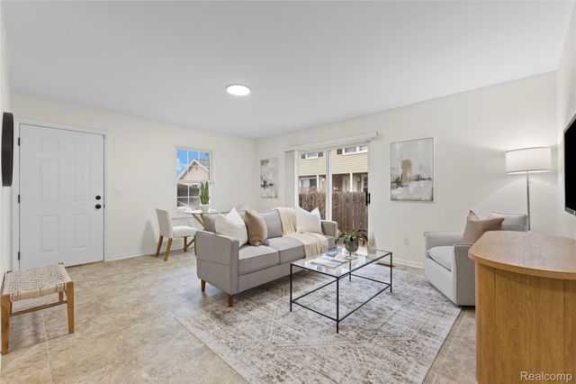 2960 Roundtree Boulevard 59, Ypsilanti Charter Township, MI 48197