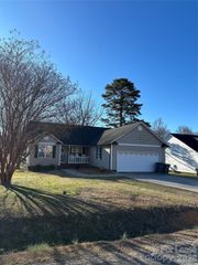 405 Highland Street, Concord, NC 28027