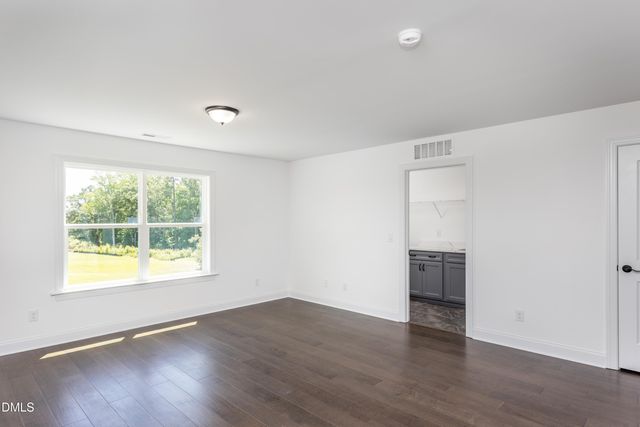 112 Kissington Way, Benson, NC 27504