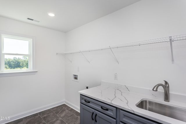 112 Kissington Way, Benson, NC 27504