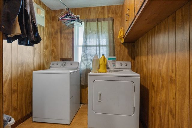 19227 E Black Oak Road, Fayetteville, AR 72701