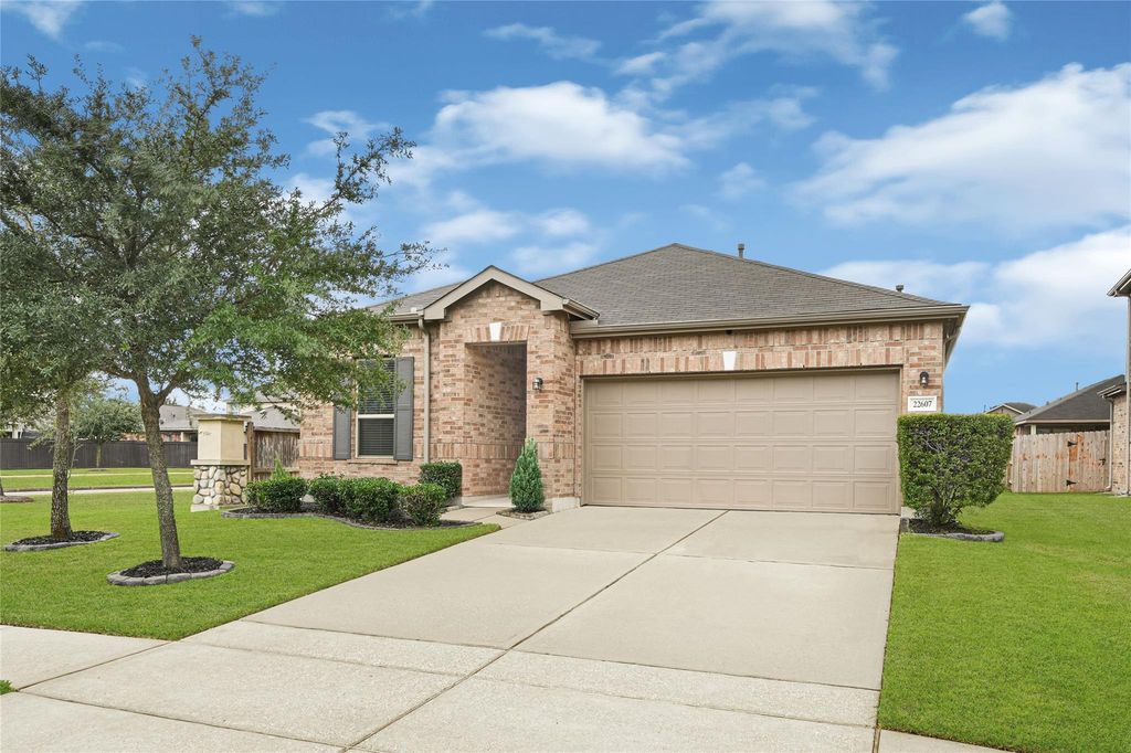 22607 Bellwick Ridge Lane, Katy, TX 77449