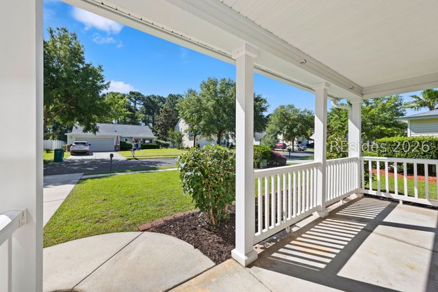 41 Lakeside Dr, Bluffton, SC 29910