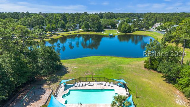 41 Lakeside Dr, Bluffton, SC 29910