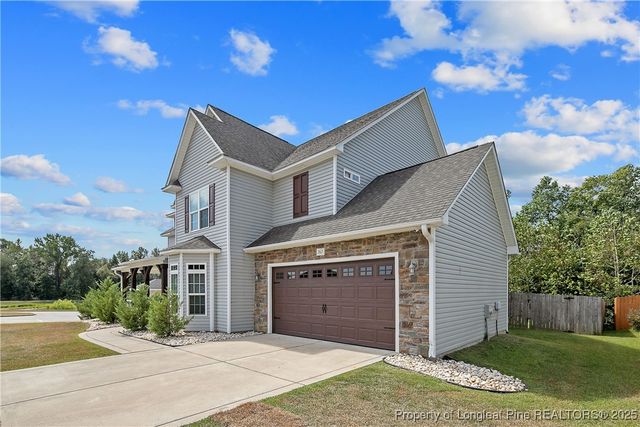 262 Bridgehaven Drive, Raeford, NC 28376